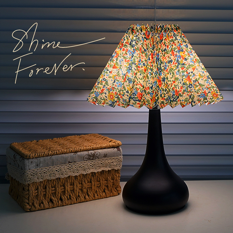 【新疆包邮】三色调光北欧式复古台灯卧室床头灯宿舍书房小夜灯轻奢