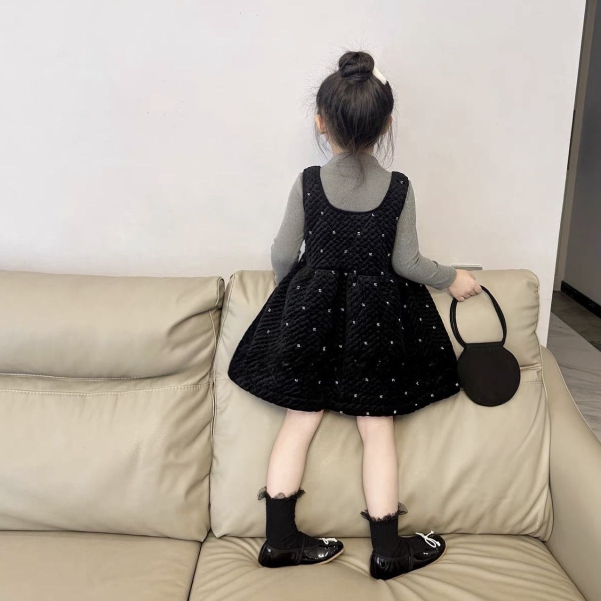 女童丝绒背心裙秋冬新款女宝气质夹棉无袖连衣裙打底衫两件套