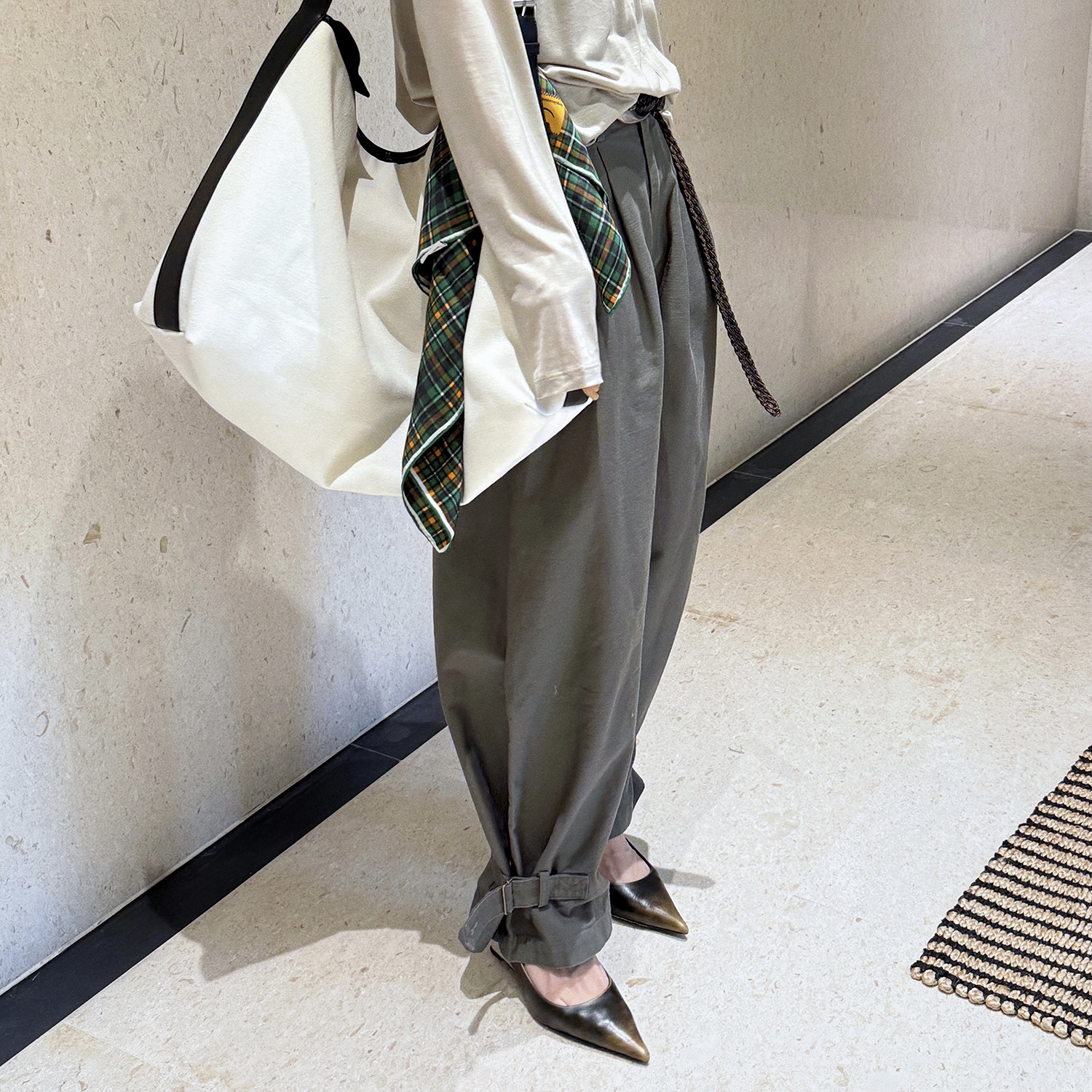 Vane｜“City Power”复古微皱肌理可束脚工装感两穿长裤～