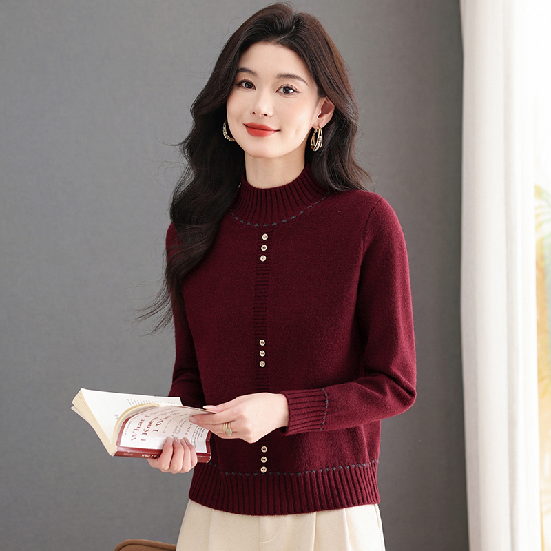 冬季红色半高领针织衫女线绣单排扣打底衫显瘦高级感内搭外穿毛衣