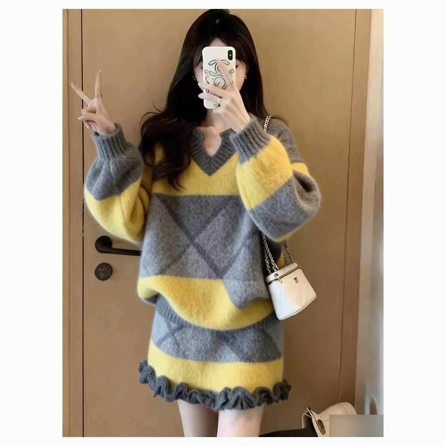 慵懒风V领针织毛衣半身裙两件套女秋冬气质大码套装加厚长袖条纹