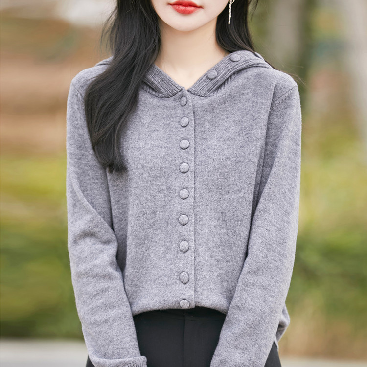 恒源祥集团彩羊羊毛上衣秋冬女显瘦慵懒风2025宽松毛衣外套帽