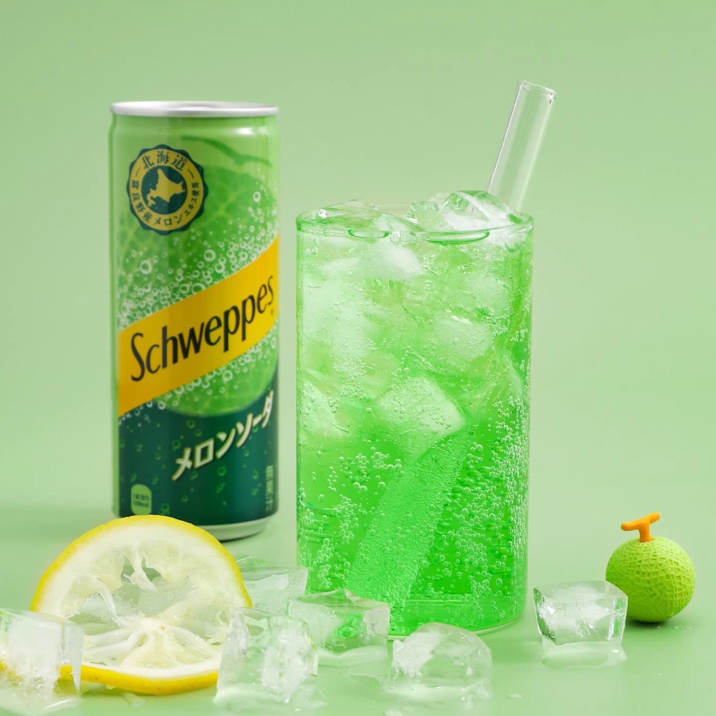 日本进口可口可乐怡泉哈密瓜汽水饮料夏日网红办公室必备解渴饮品