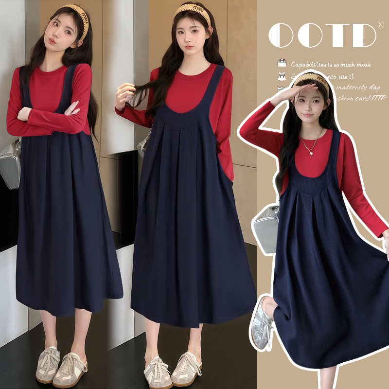 2025韩系穿搭孕妇春秋U领减龄背心孕妇裙重工叠穿两件套显瘦针织