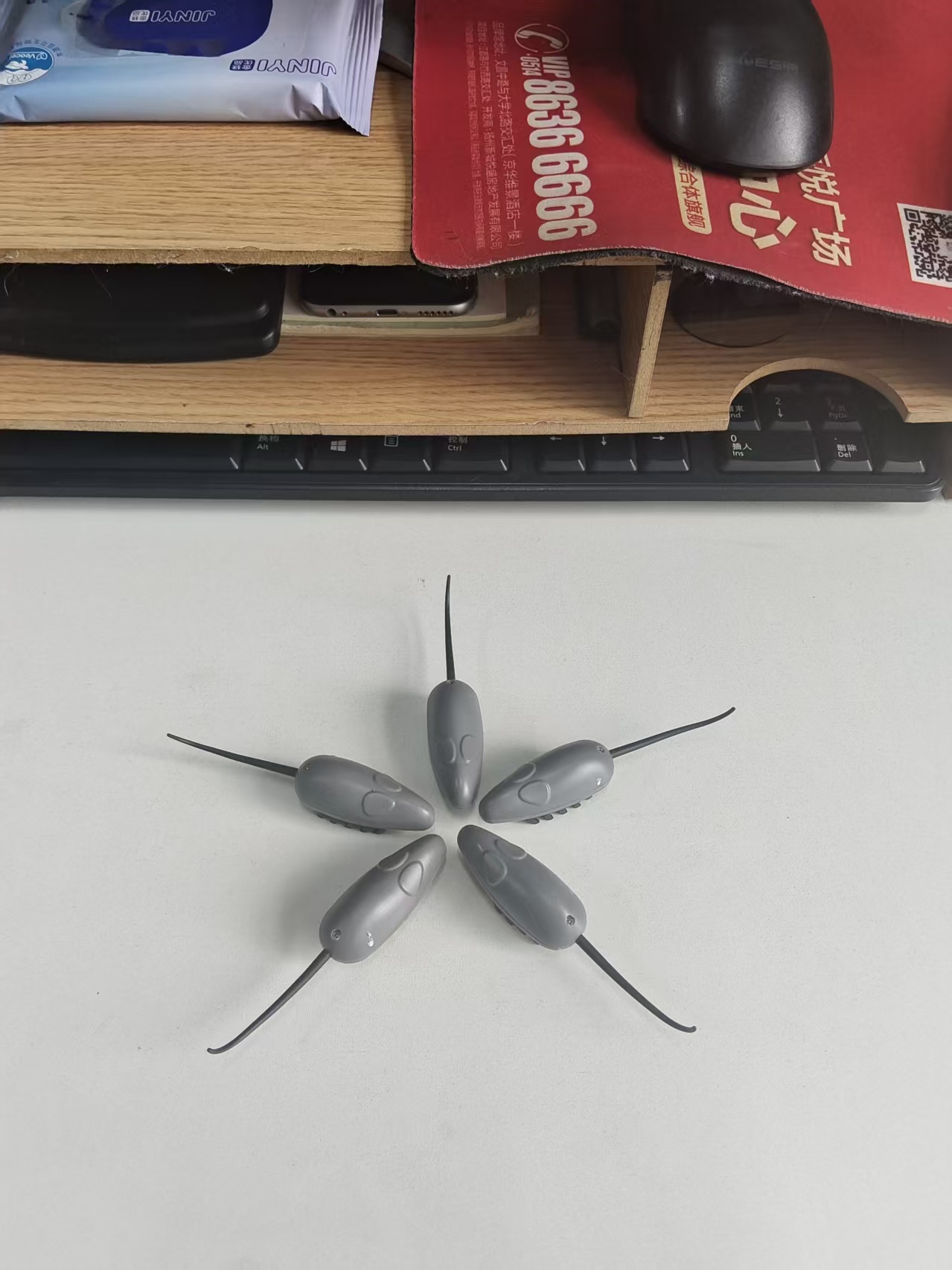 迷你趣味搞怪会动的小老鼠整蛊猫咪玩具小耗子电动爬行