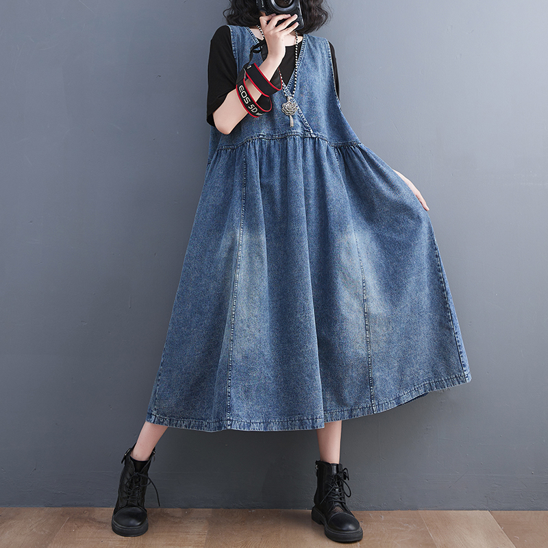 大码女装胖妹妹无袖背心裙女夏季宽松V领水洗磨白牛仔连衣裙子潮