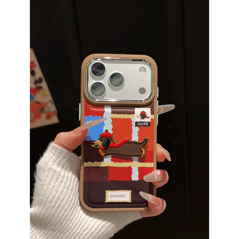 红帽刺绣小狗适用苹果17pro手机壳16PM电镀皮纹华为p70防摔小米15
