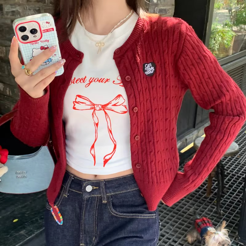 安哥拉红圆领刺绣软糯针织开衫女春秋季新年战袍麻花外套毛衣