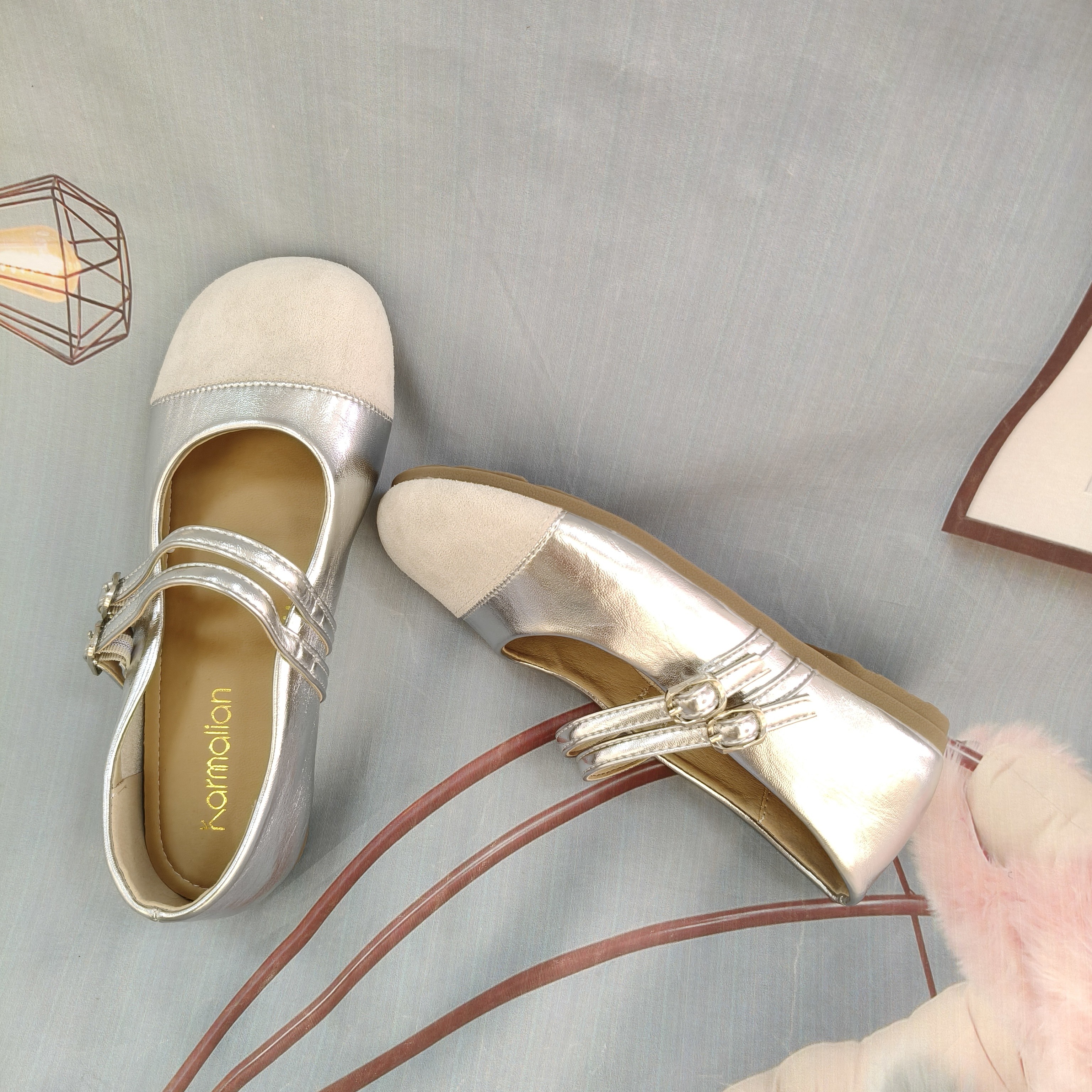 2025年春秋季平底软皮软底一字带浅口玛丽珍鞋