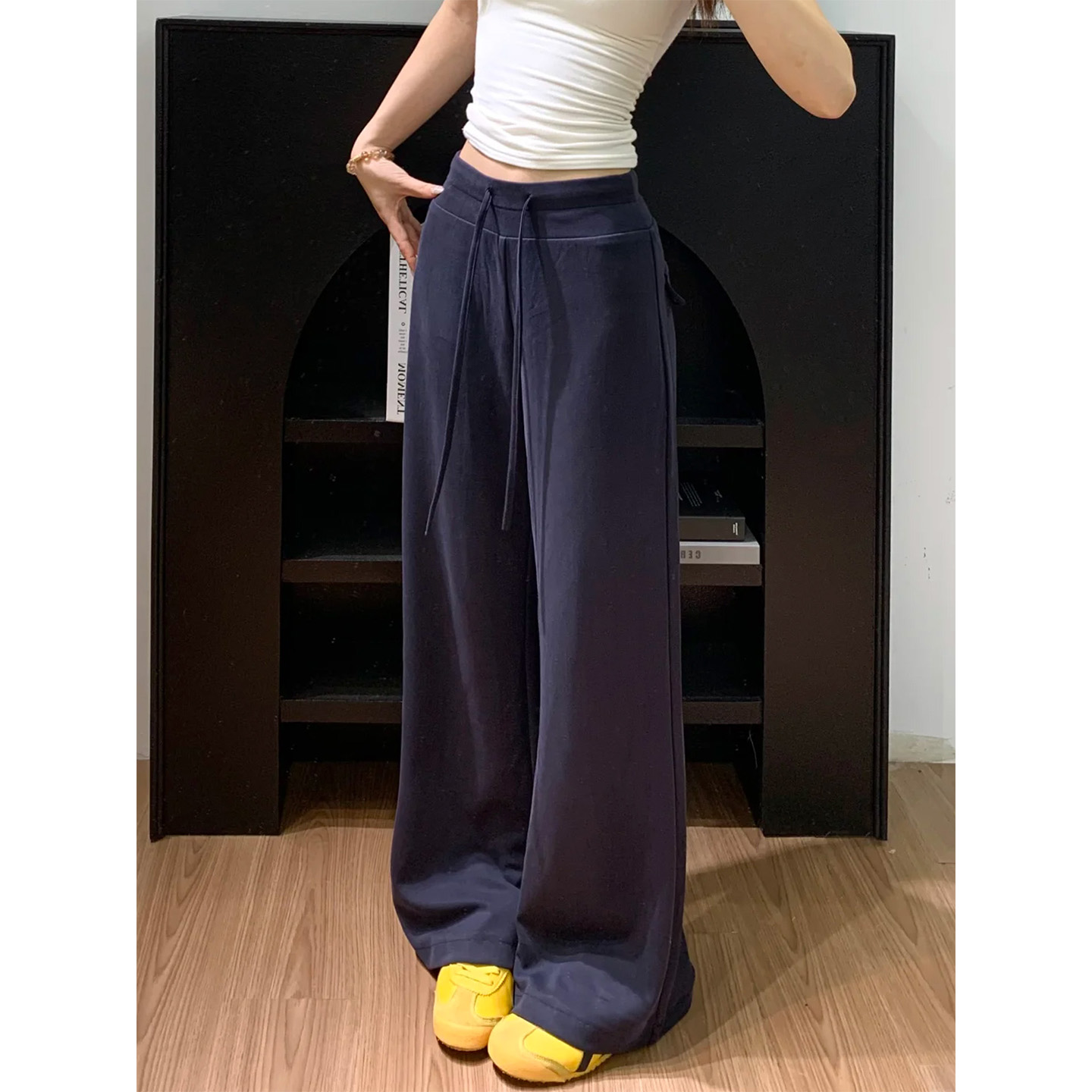 藏青色lulu直筒运动裤女2025夏季新款高腰垂感慵懒显瘦阔腿卫裤秋