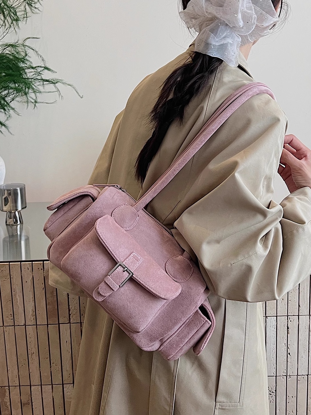 小众机车设计百搭多口袋腋下包2025新款大容量通勤绒面手提单肩包