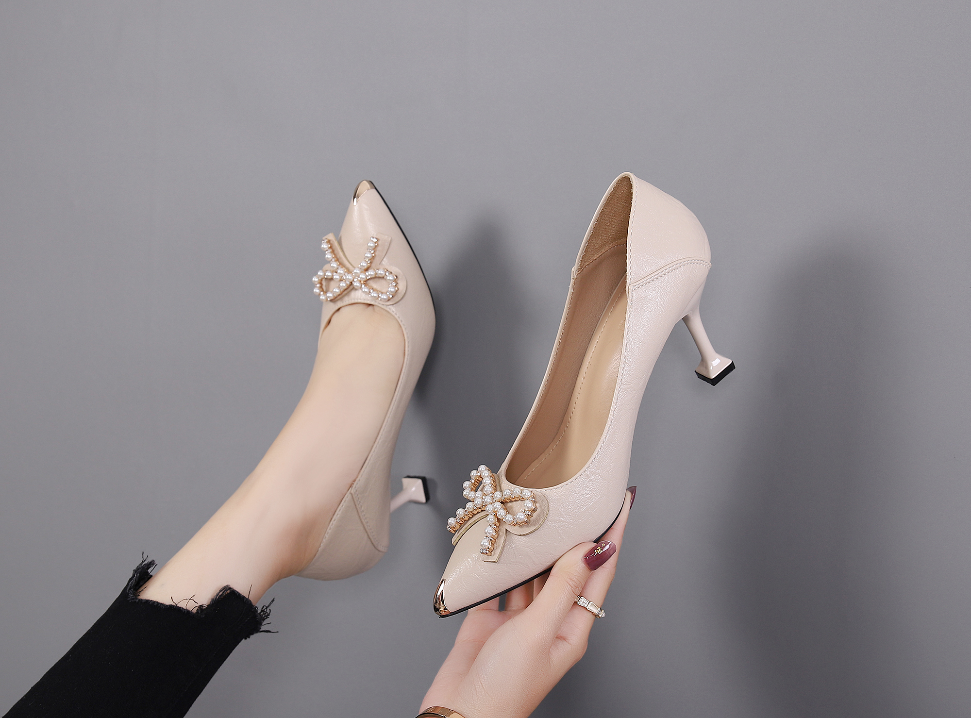 真皮气质百搭单鞋尖头高跟鞋细跟春秋性感法式中跟舒适时尚职业