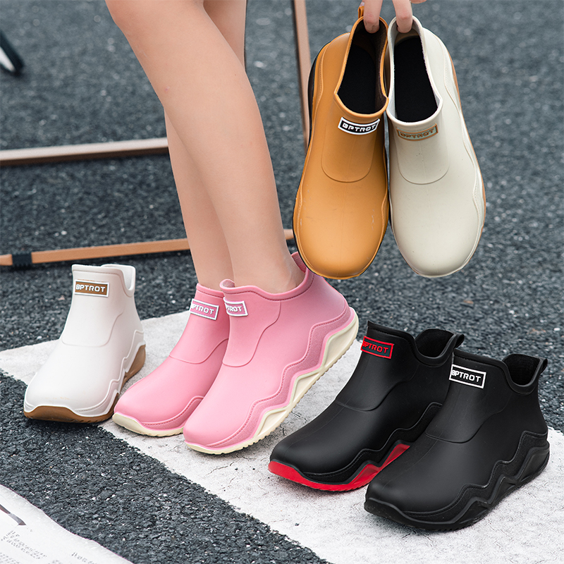 新款短筒雨鞋男款时尚水鞋情侣防水防滑胶鞋保暖工作钓鱼平底雨靴