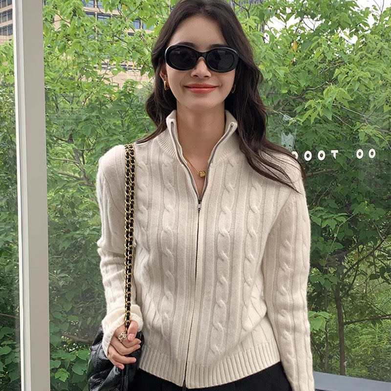 鄂尔多斯市立领羊绒针织开衫女加厚麻花拉链打底衫宽松毛衣外套女