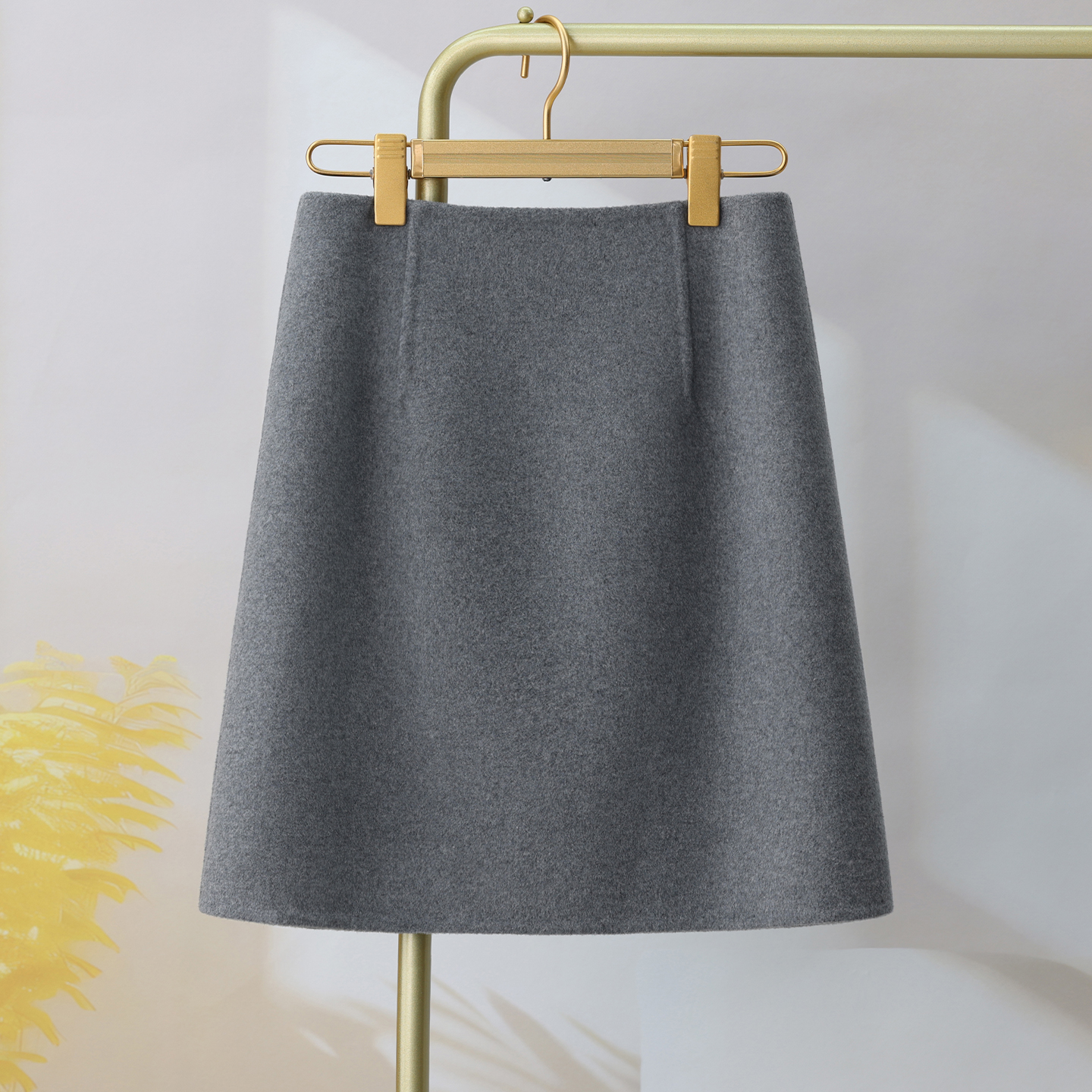 灰色羊毛呢半身裙女秋冬2025新款高腰a字裙小个子显瘦双面呢短裙