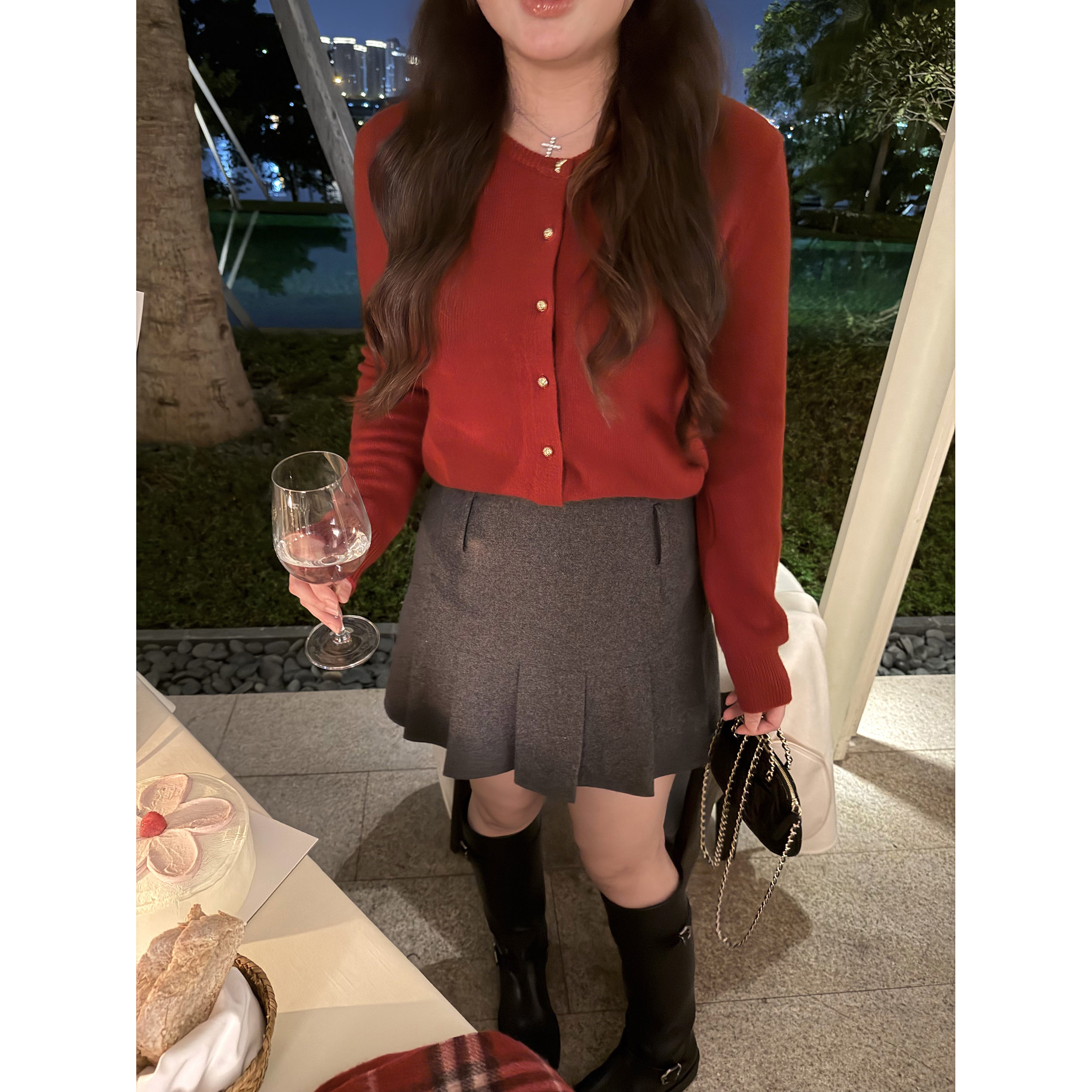 脚趾筋冬日短裙的间奏 50羊毛灰色百褶裙