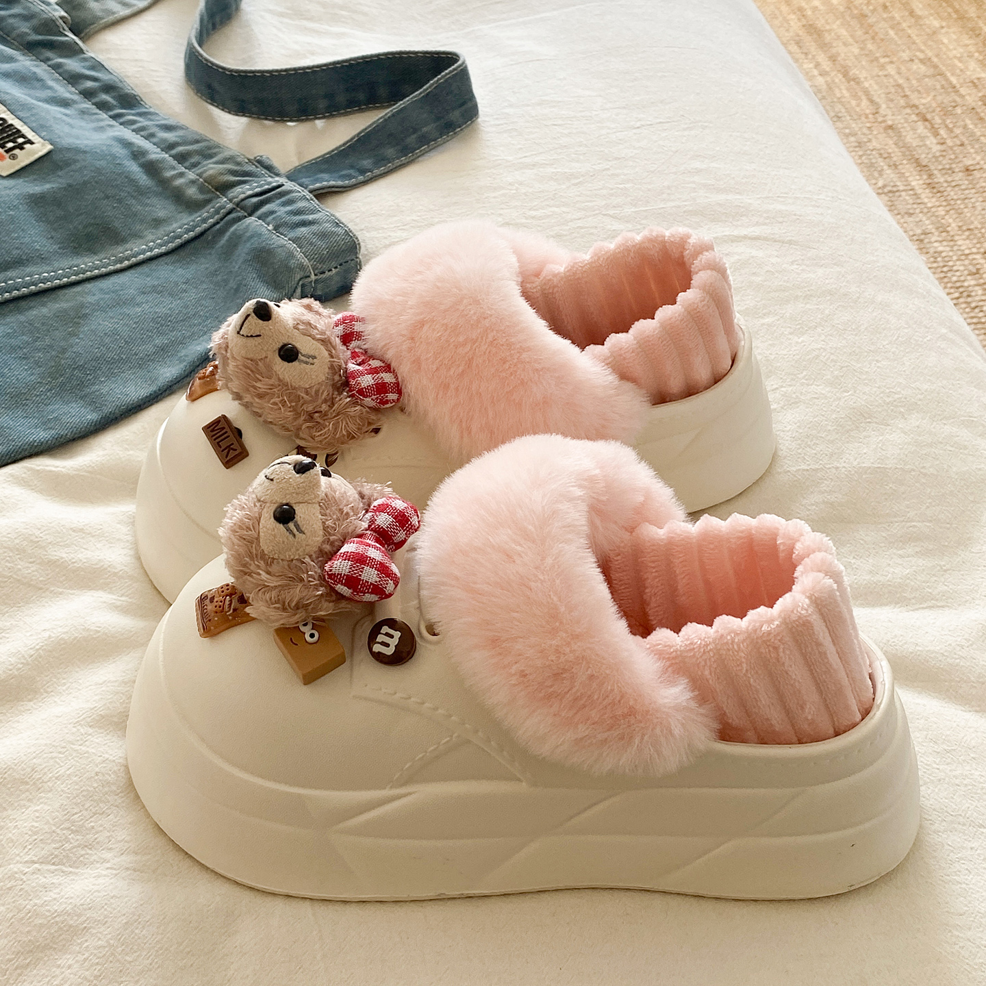 松小可EVA踩屎感包跟冬季外穿防滑厚底可爱月子鞋女款居家棉拖鞋