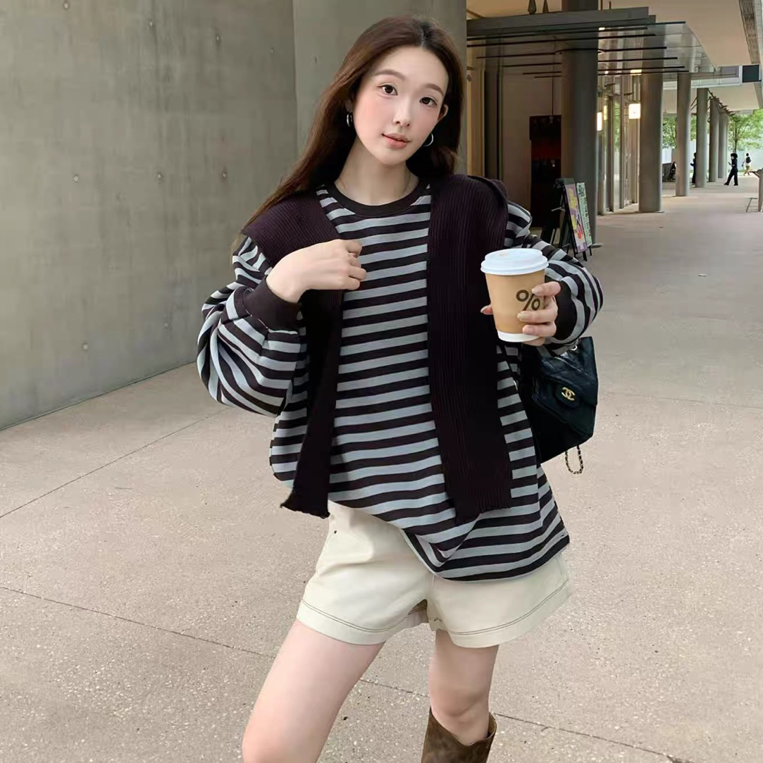 梦小小女装2025秋季新连帽披肩条纹卫衣套装女秋季新款慵懒风上衣