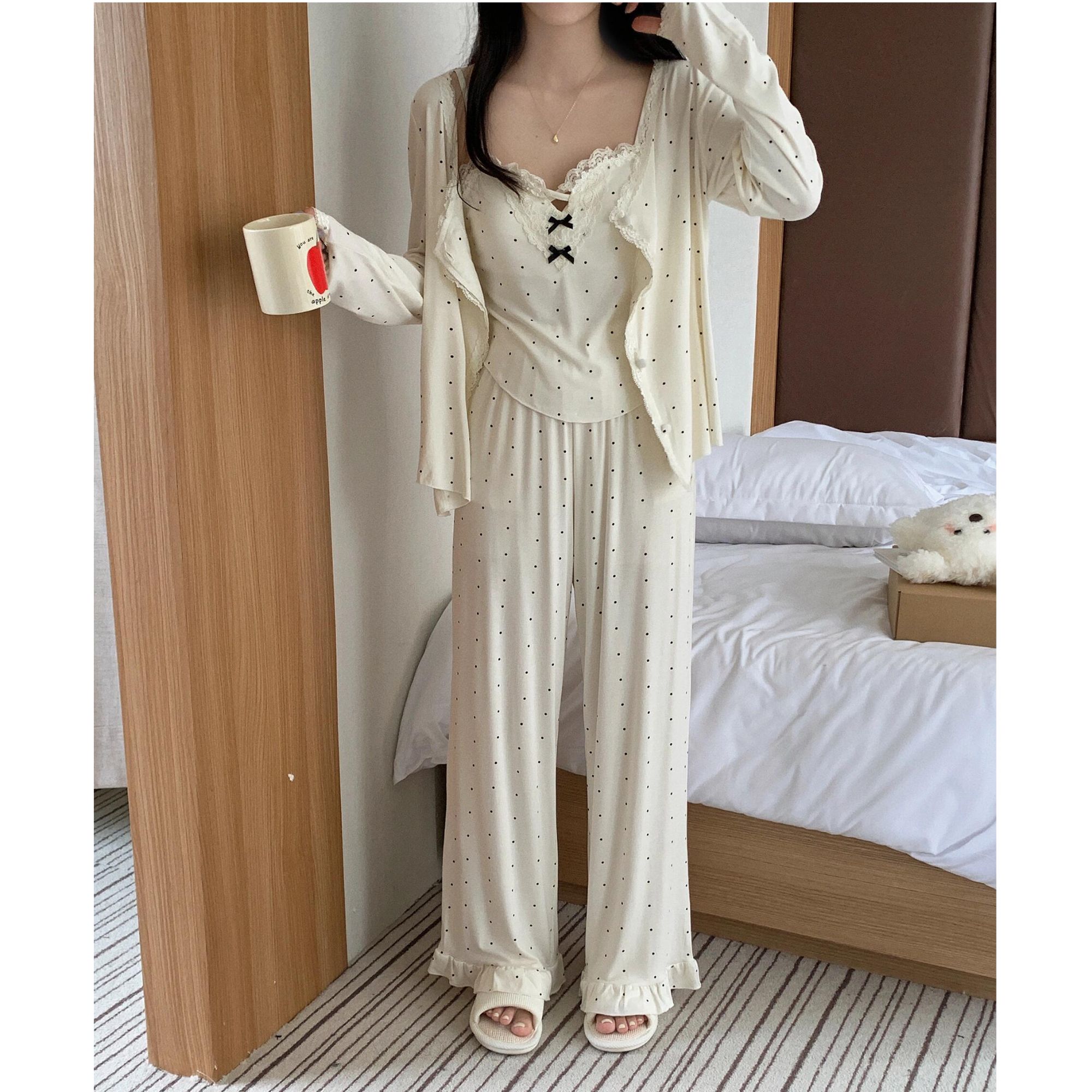 甜美少女波点莫代尔棉睡衣三件套舒适自带胸垫吊带可外出家居服女