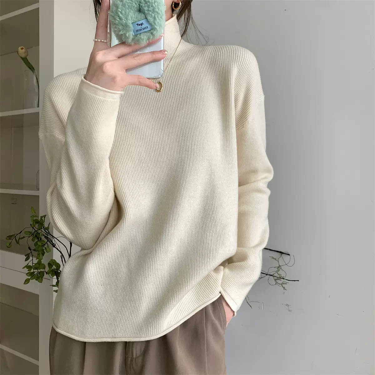 胖mm秋冬季卷边半高领毛衣打底衫女加厚中领宽松韩版慵懒风针织衫