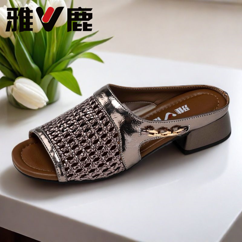 【雅鹿】夏季新款凉拖鞋穆勒鞋舒适百搭透气洞洞鞋镂空软底鱼嘴鞋