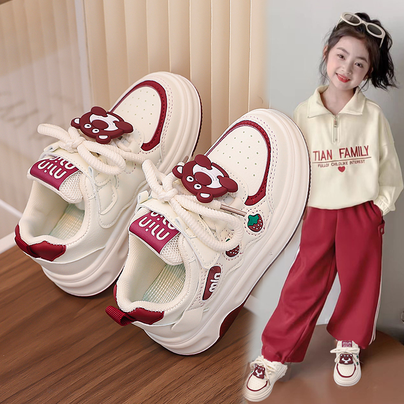 小黄鸭女童运动鞋2025新款秋季儿童休闲小白单网鞋透气板鞋皮面夏