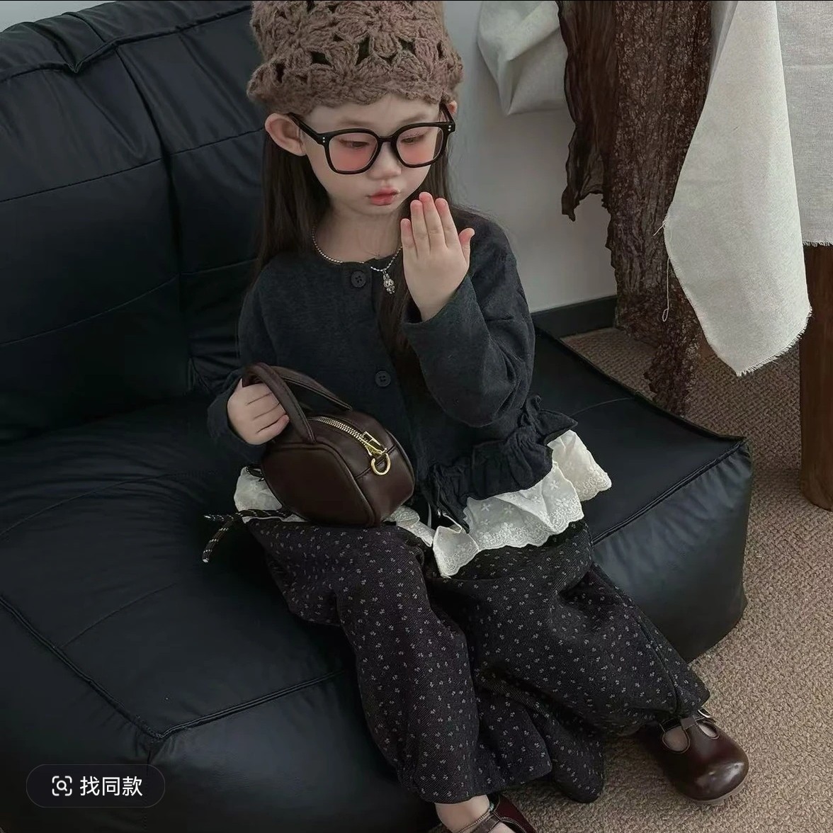 女宝宝花边长袖灰色开衫外套+碎花灯笼裤时髦洋气套装蕾丝上衣