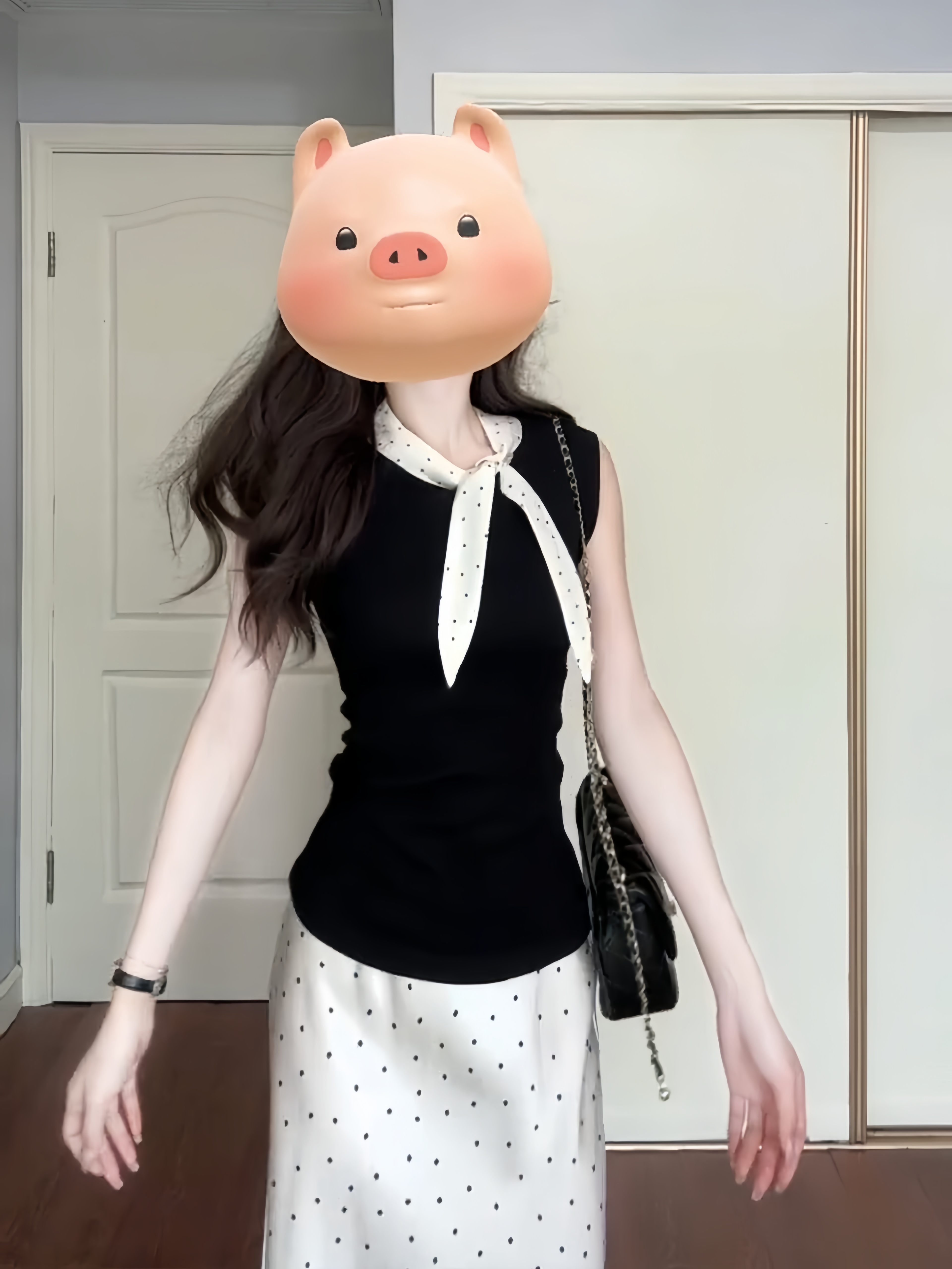 法式无袖背心上衣女装夏季新款气质穿搭高级感高腰波点长裙两件套