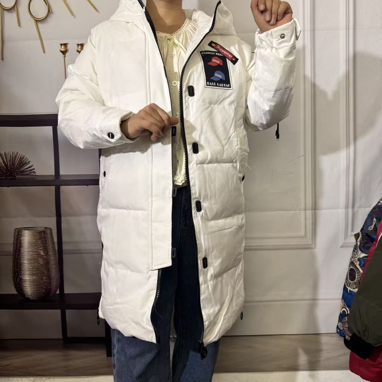 中长款冬季连帽2025新款时尚潮流宽松保暖外套女款运动白色女士