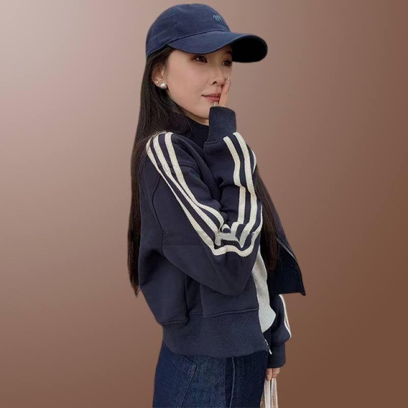 2026年春秋季新款韩版拼色设计感外套女洋气小众三条杠高级感上衣