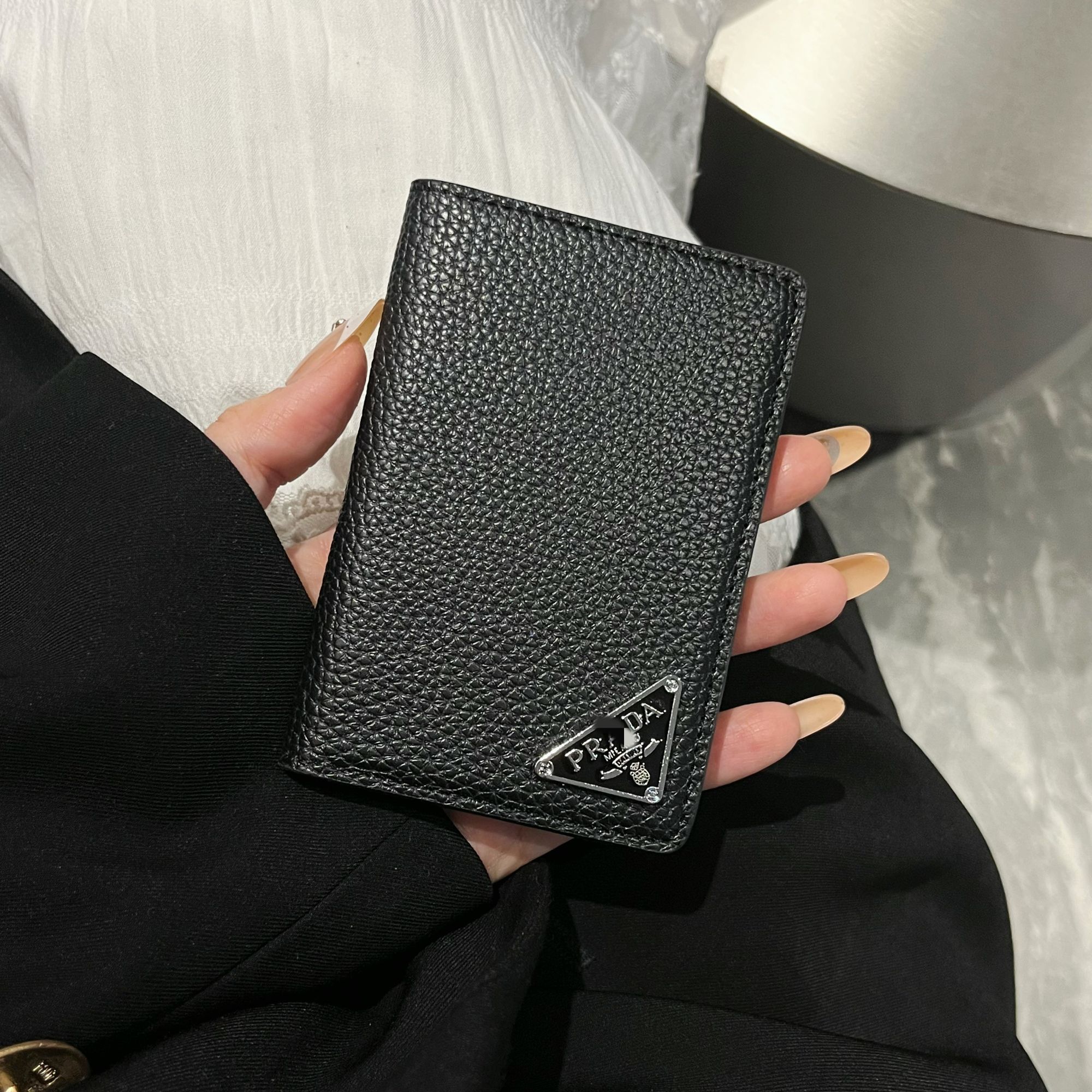 立标P家三角标时尚2025卡夹卡包证件包经典高档多功能潮流皮钱包