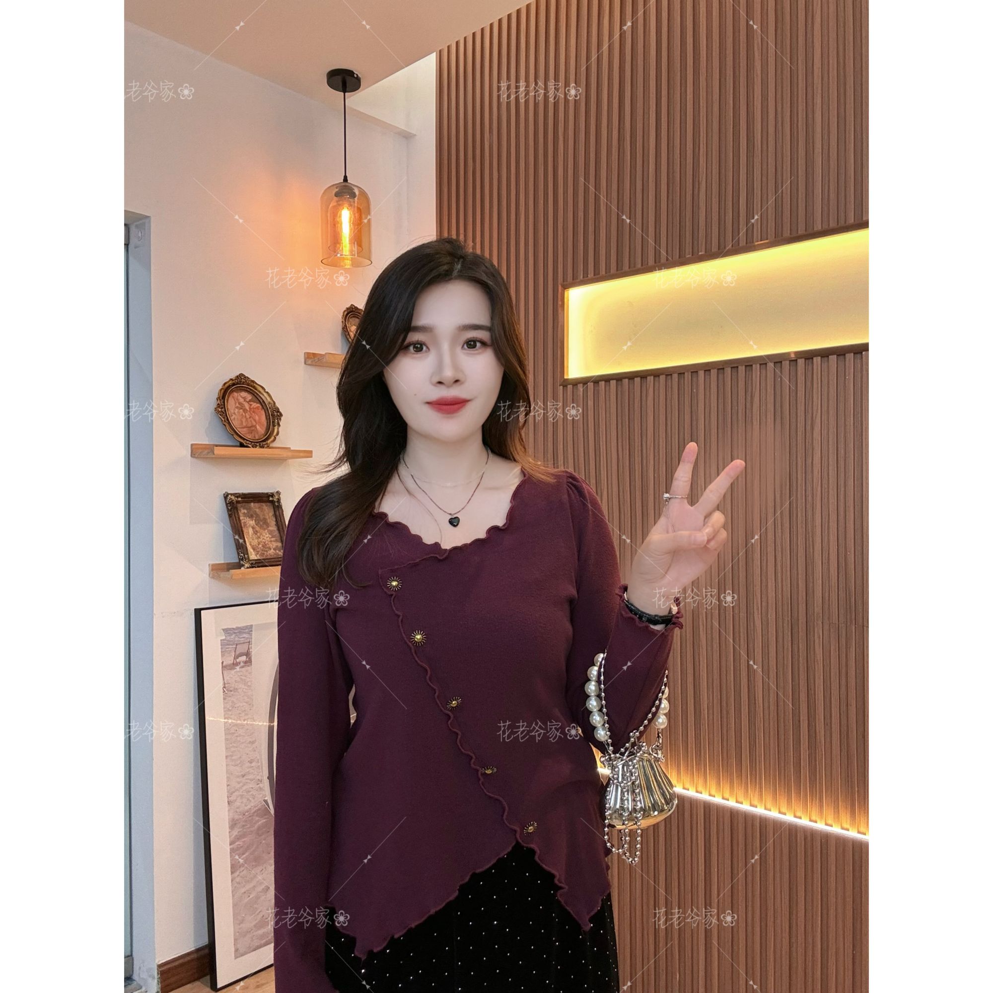 【仅上衣】花老爷微胖大码女装V领不规则斜边精致上衣HLY3619