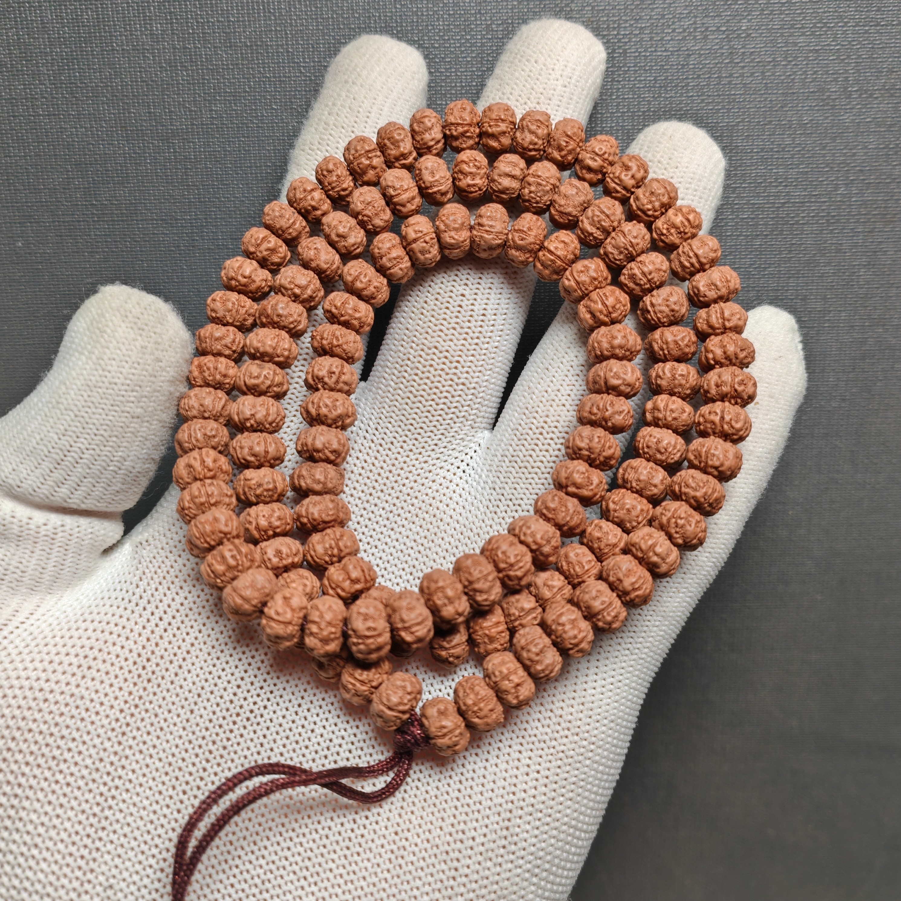 高端毕业原桩老树王梅花花王金刚菩提脖挂沉水原皮原色小金刚珠串