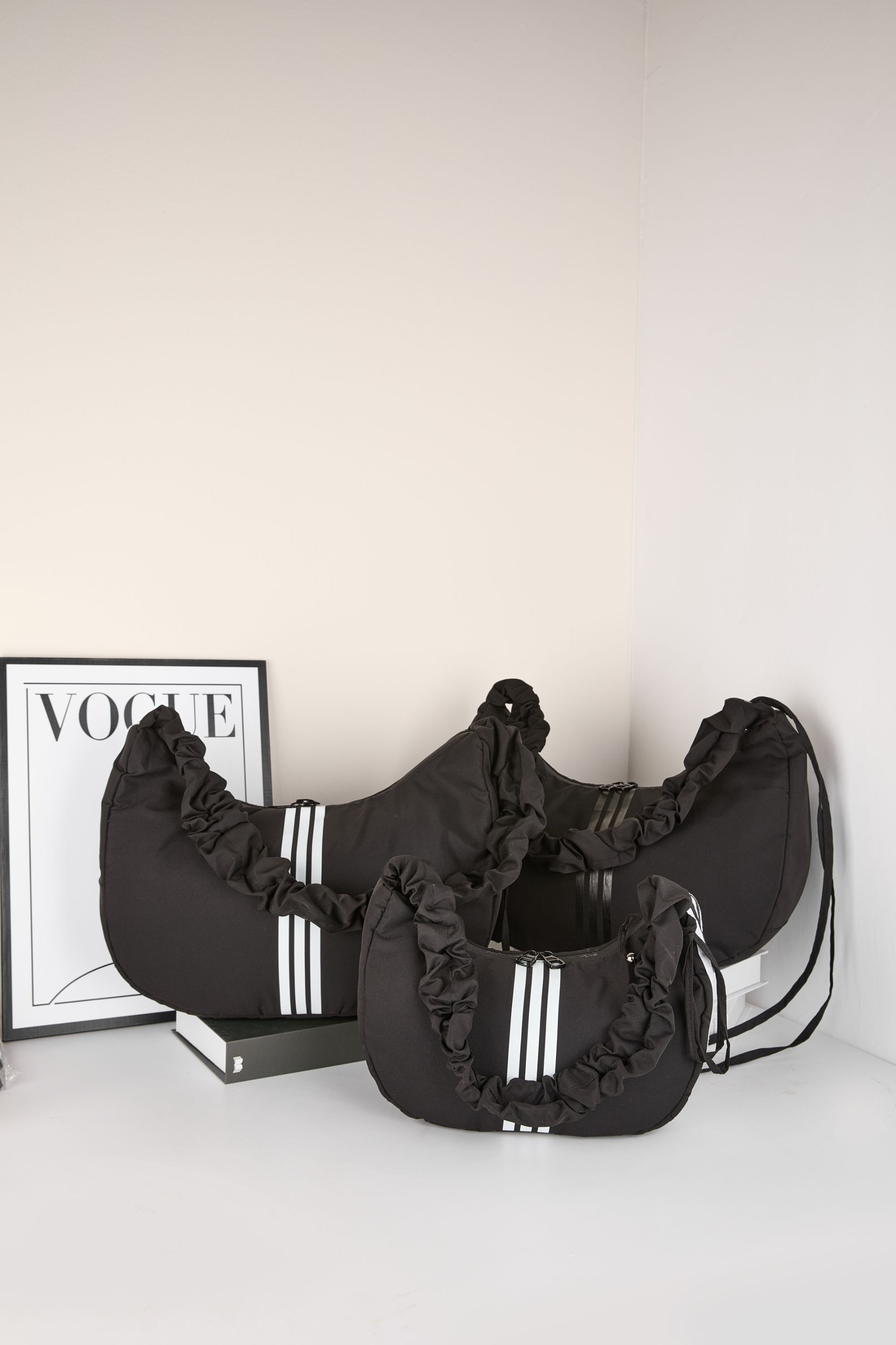 防水云朵包腋下包纯色拉链单肩车缝线时尚百搭休闲潮流单肩斜挎包