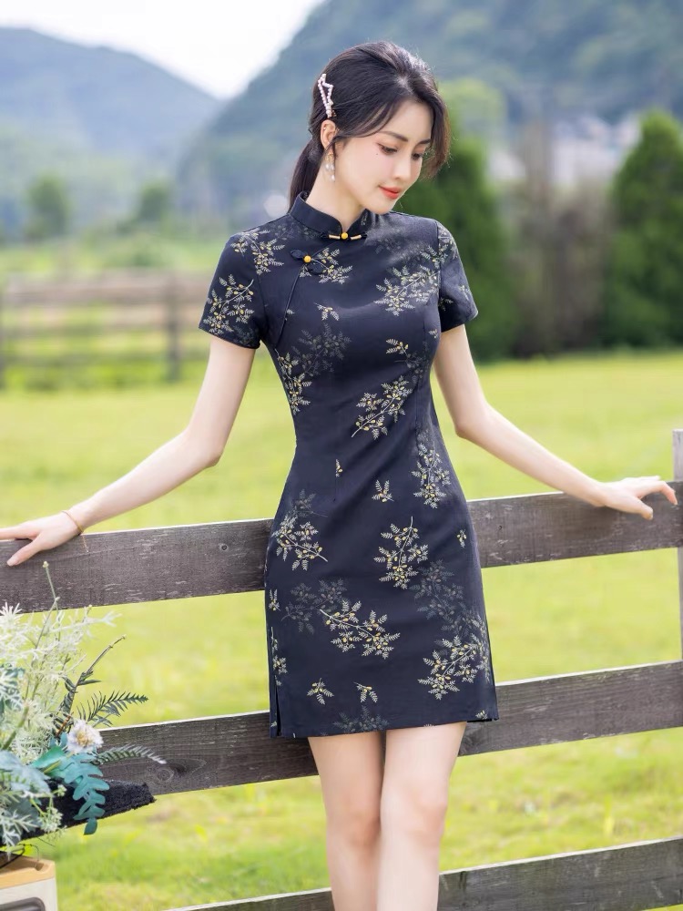 小个子旗袍202新款夏季新中式改良年轻款少女连衣裙日常可穿短款
