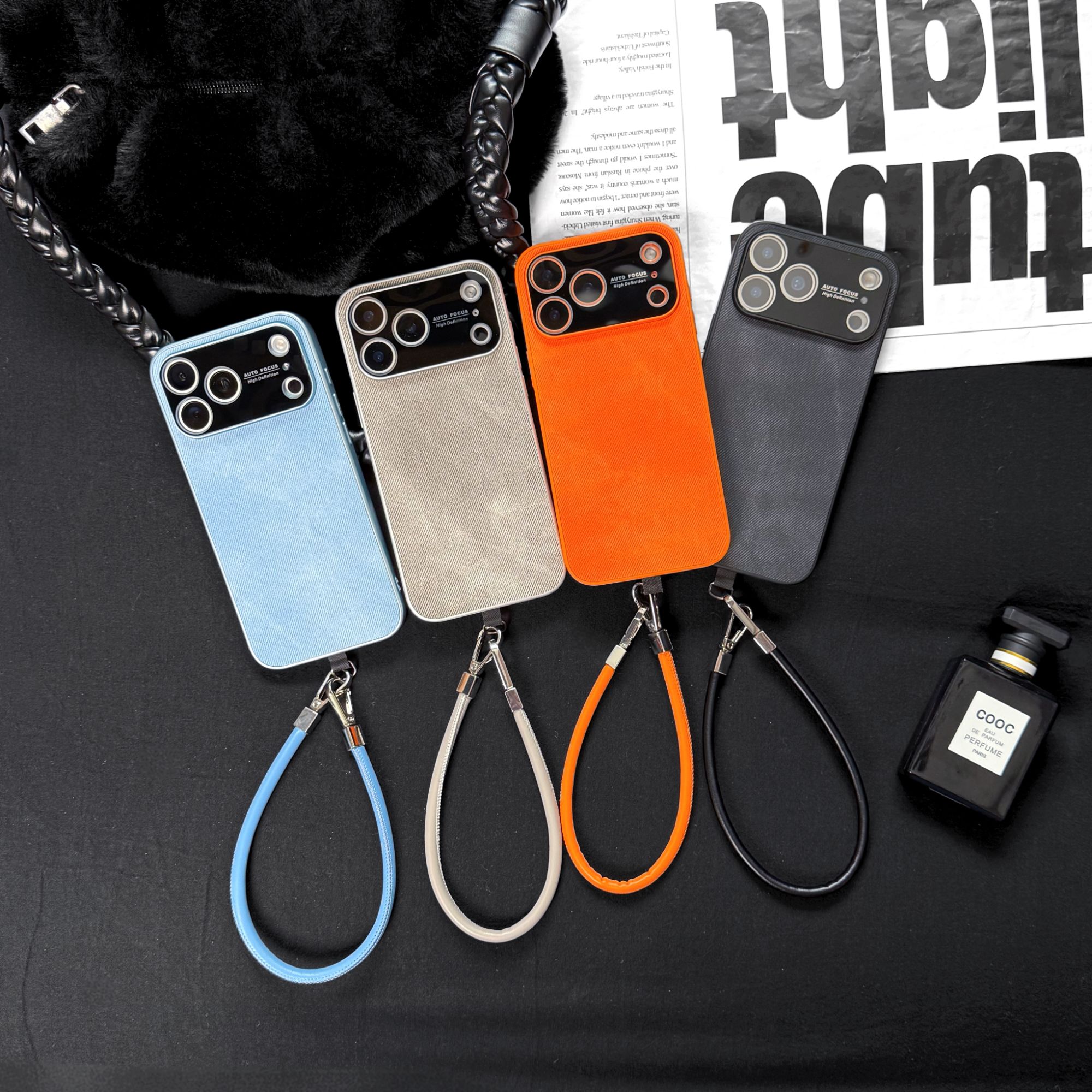 秋冬高颜值牛仔布适用iPhone17promax手机壳大视窗16promax带皮绳