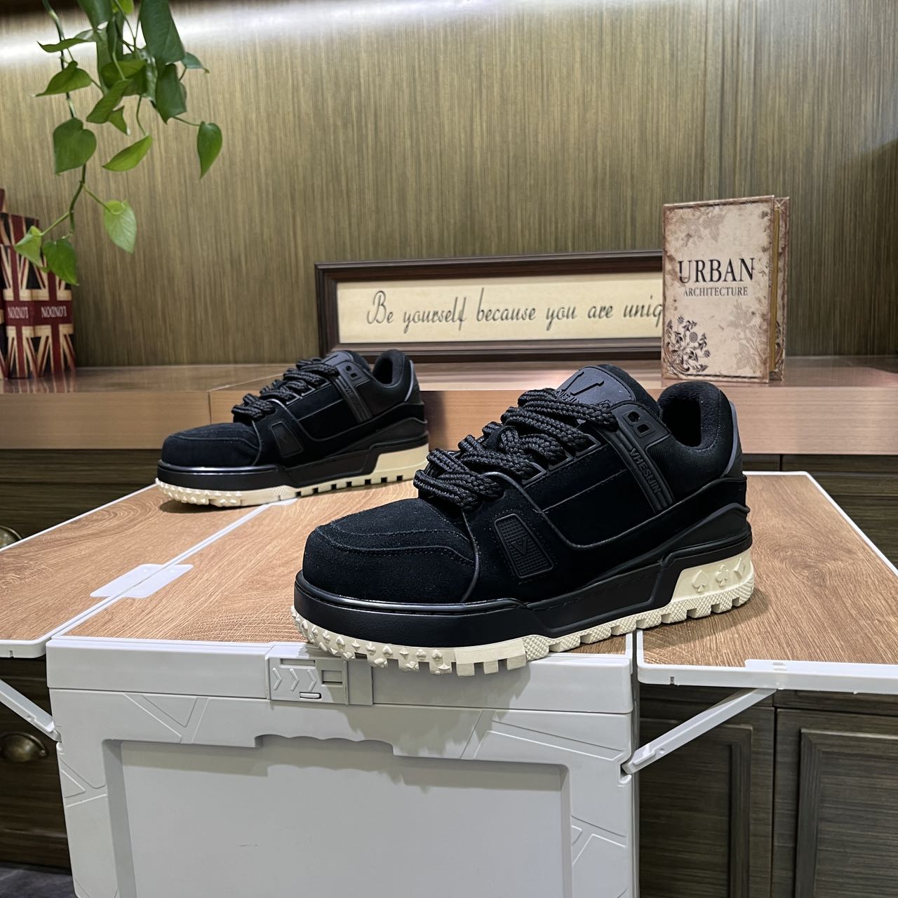 男鞋冬款真皮厚底增高百搭休闲鞋新款磨砂皮男潮鞋潮牌小众男板鞋