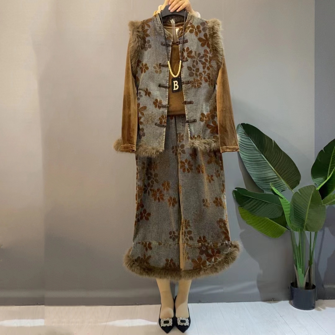 胖妹妹新款大码女装新中式牛仔马甲丝绒打底休闲显瘦气质冬季套装