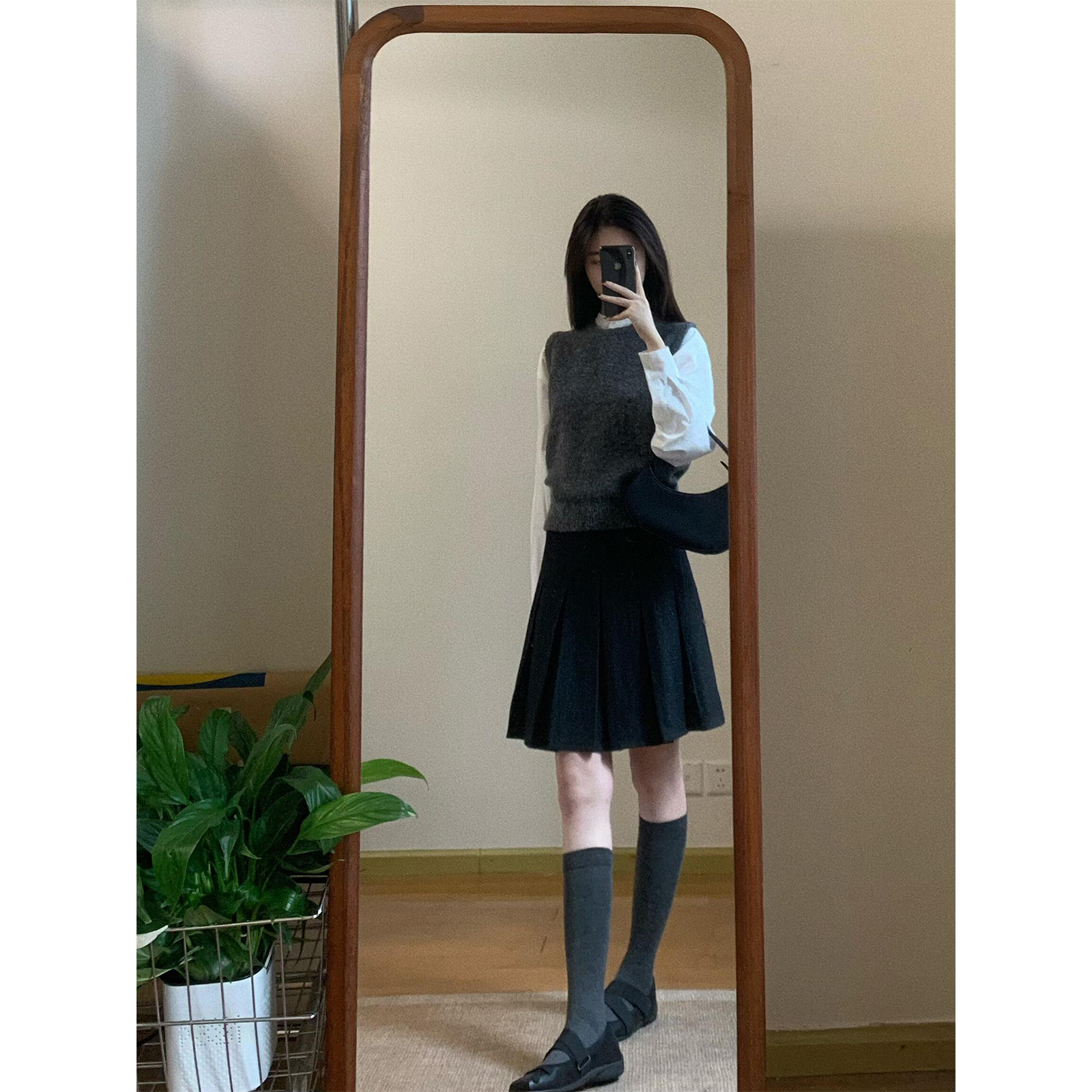 秋季法式学院风高级感针织马甲叠穿上衣衬衫百褶半身裙高腰A字裙