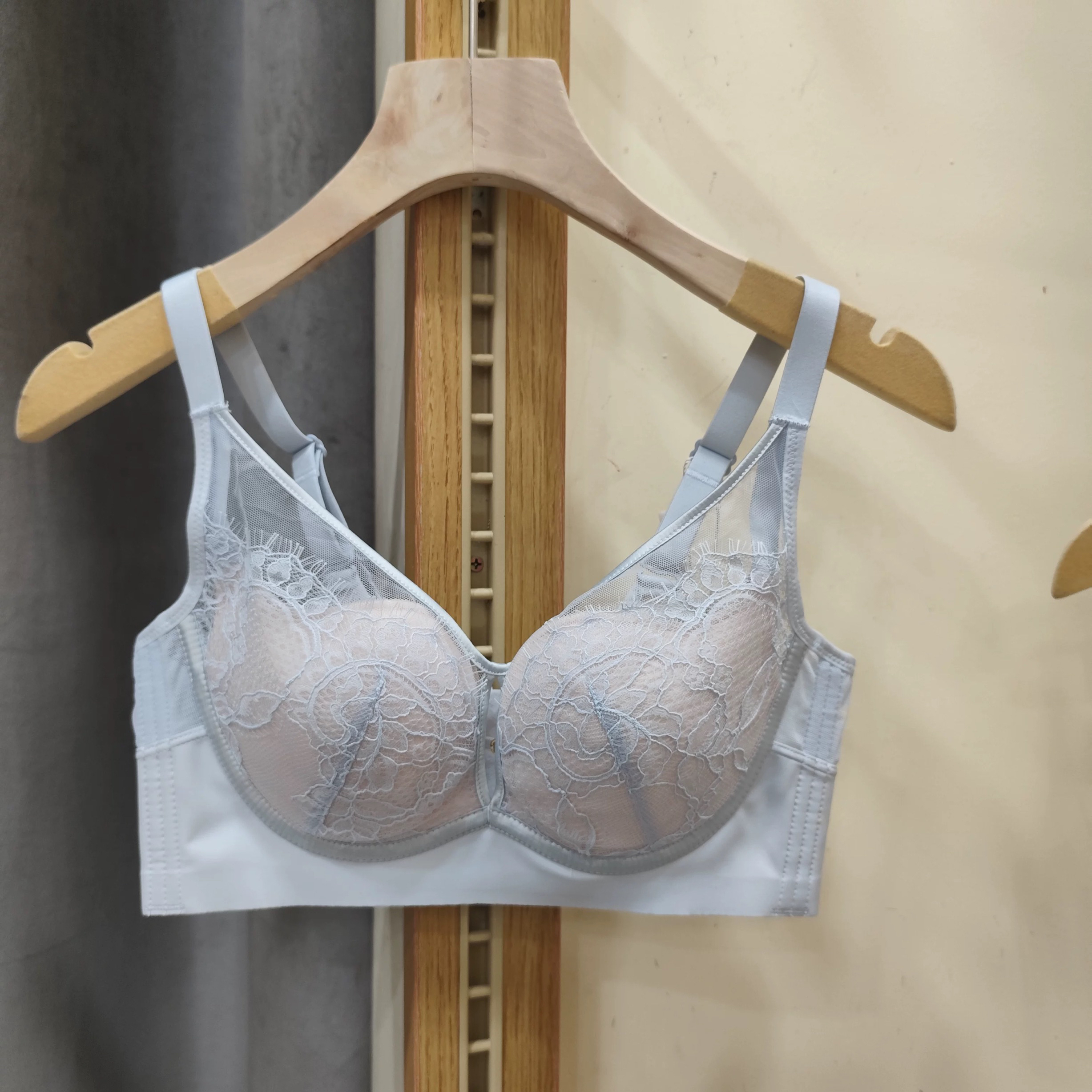 无圈上薄下厚贝壳杯文胸b杯