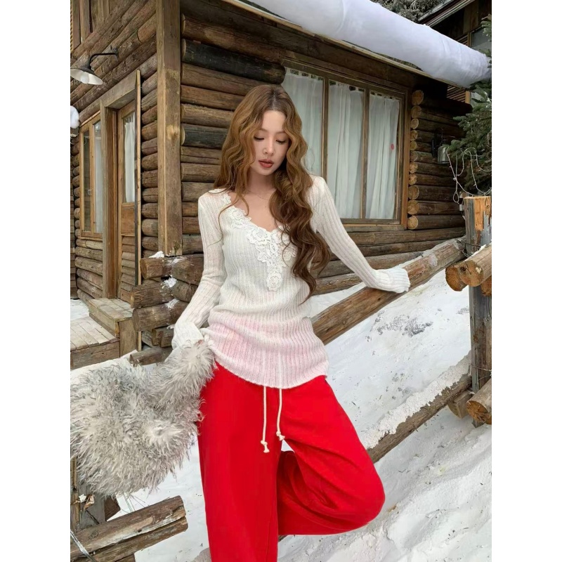 韩系设计感蕾丝花边拼接V领针织毛衣女秋冬宽松纯色休闲长裤套装
