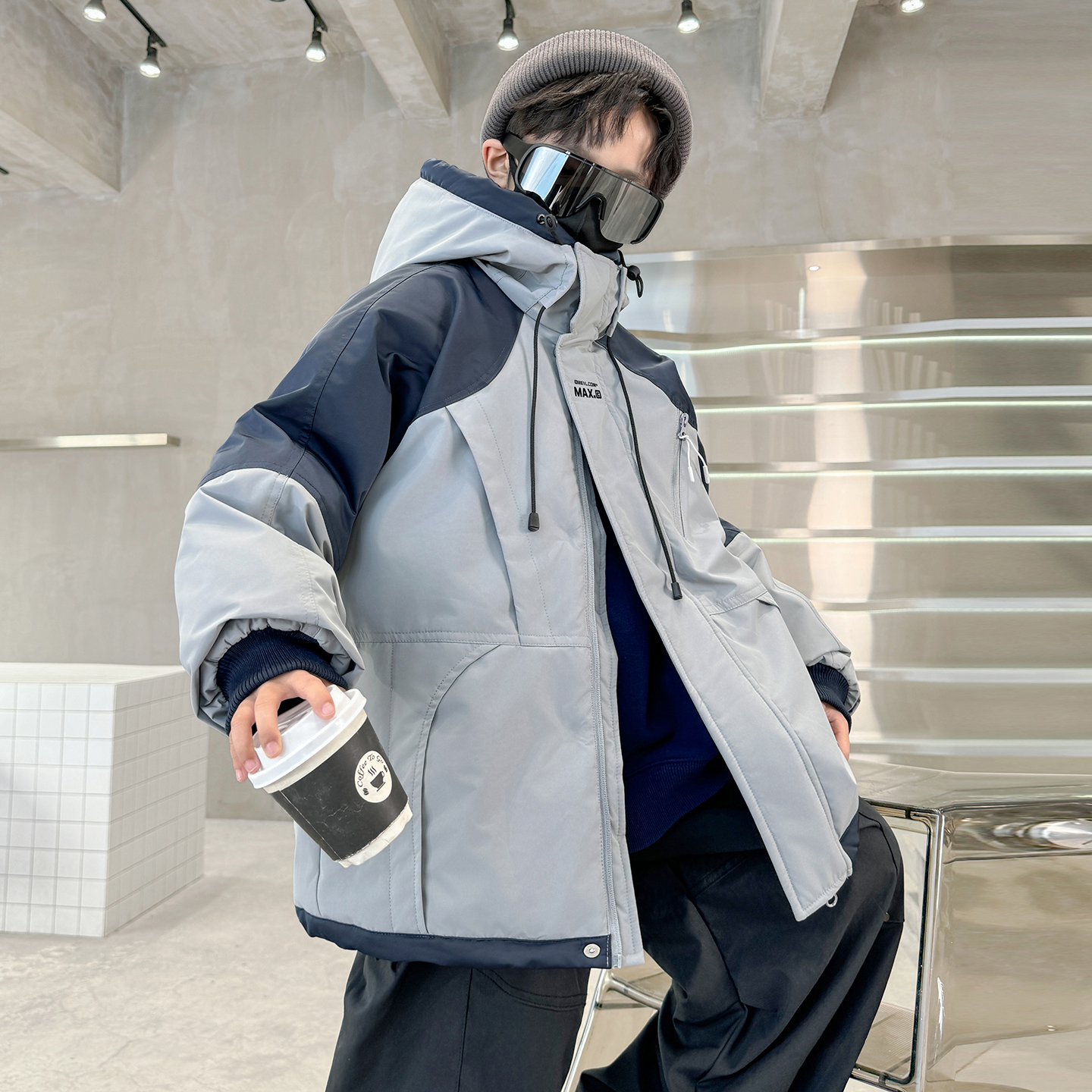 男童棉服外套冬装2025新款加厚中大童加棉冲锋衣帅气加厚男孩风衣