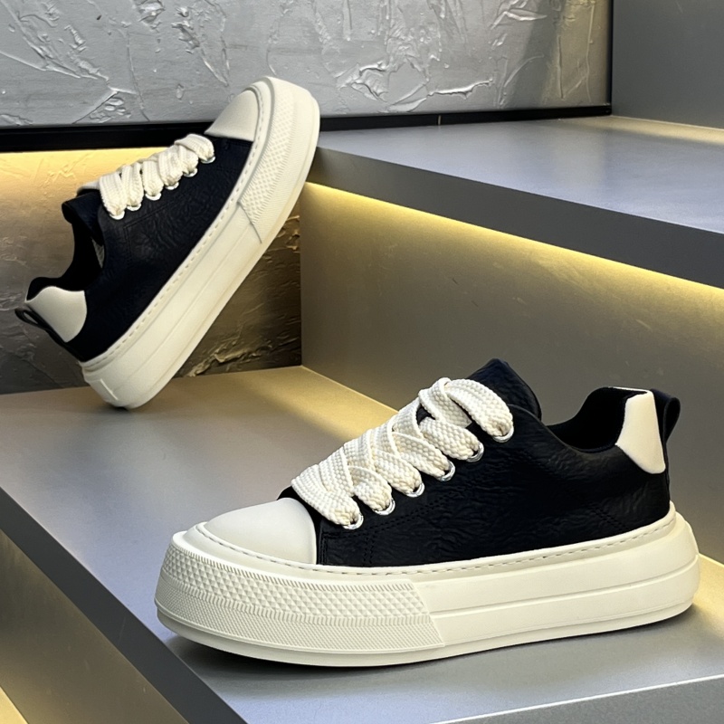 轻奢休闲百搭男士潮鞋新款纯色皮面低帮简约饼干鞋增高休闲板鞋男