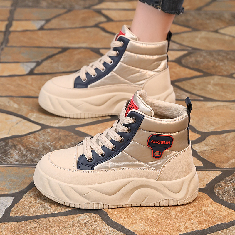 跃步2025年秋冬新款高帮休闲轻便板鞋休闲鞋厚底增高4CM时尚女鞋