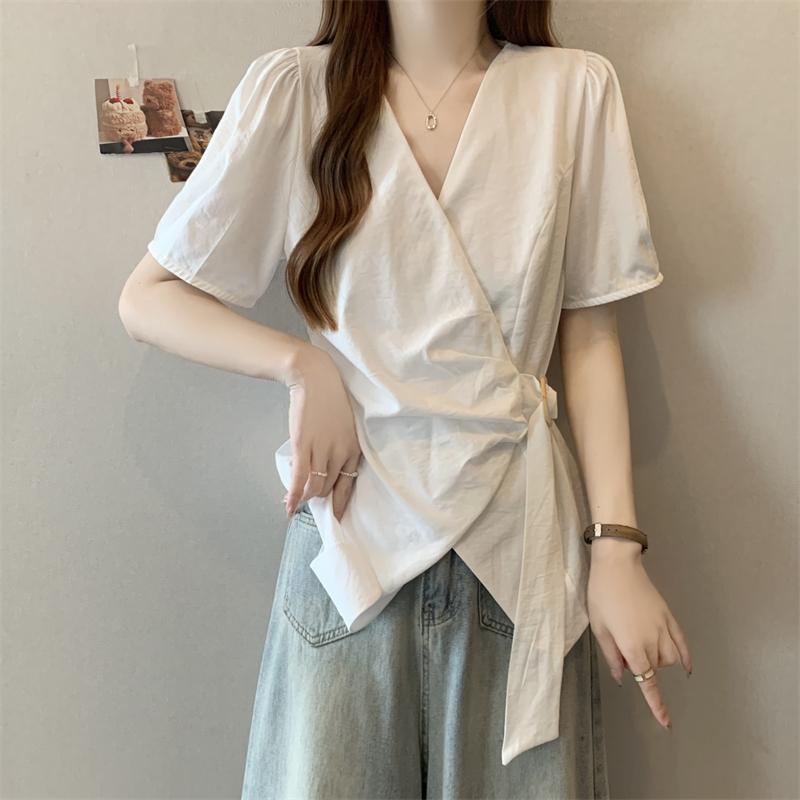 法式绑带收腰V领短袖衬衫女2025夏季大码胖mm不规则独特别致上衣