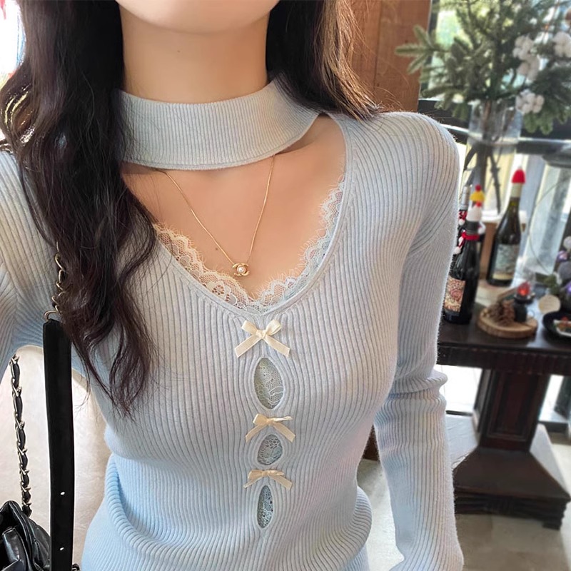 蓝色V领蕾丝打底衫女春秋季新款挂脖毛衣内搭设计感镂空针织上衣