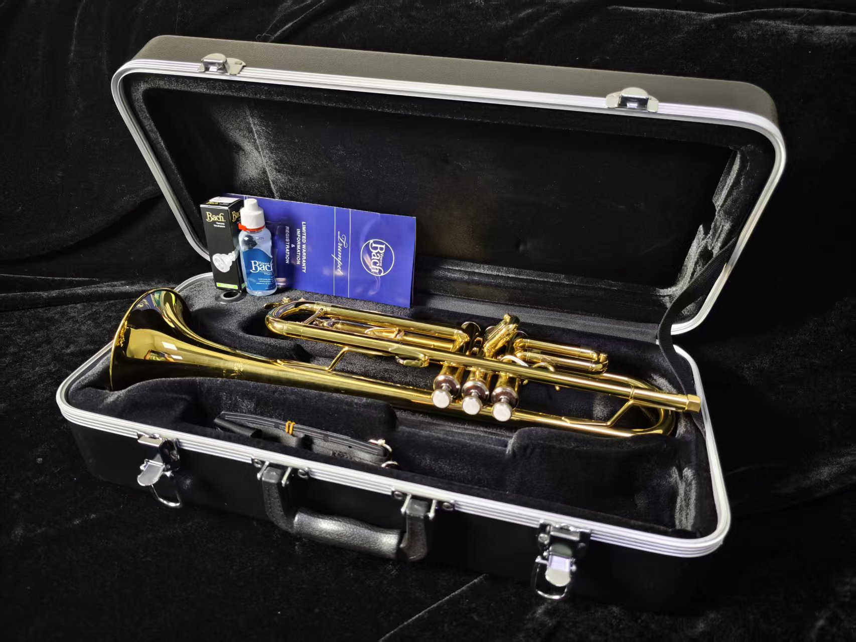 巴哈Bach 小号乐器