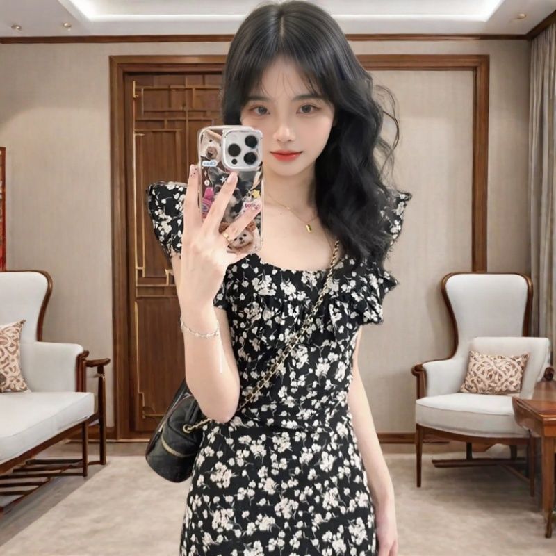 法式赫本黑色淑女碎花连衣裙夏季小飞袖新款气质收腰裙子长裙