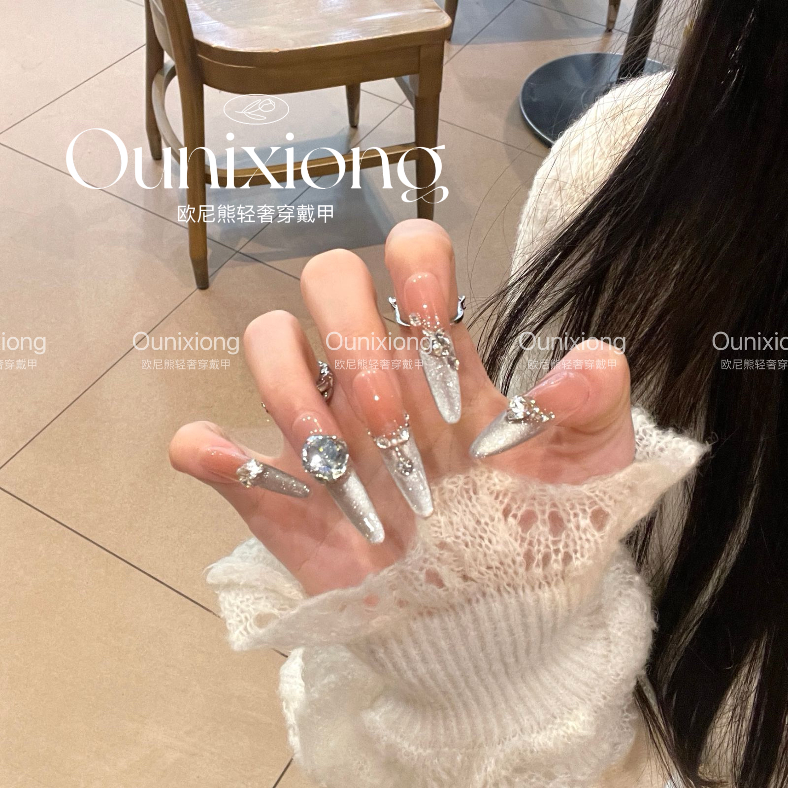 纯欲爆闪纯手工冬季穿戴式腮红长款新年猫眼爆闪钻显白指甲贴片