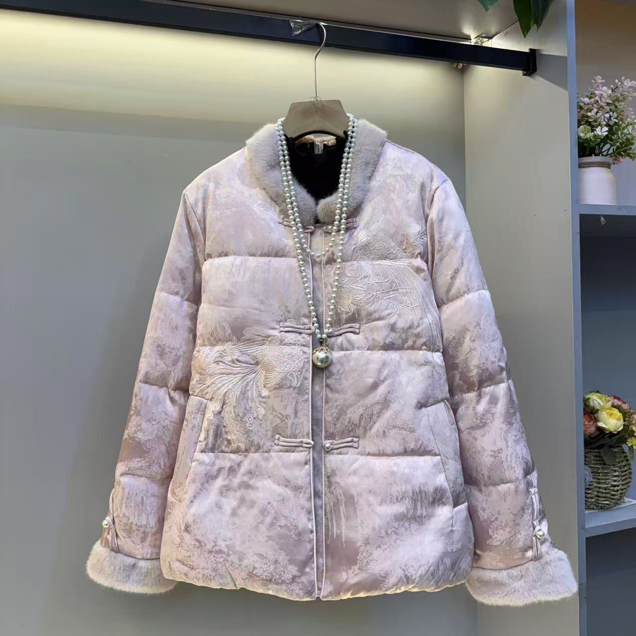 新中式国风盘扣提花时尚高品质女重工刺绣亮片袖领气质棉服外套